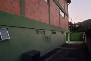 imovel/1904/galpao/Aluguel/quitandinha